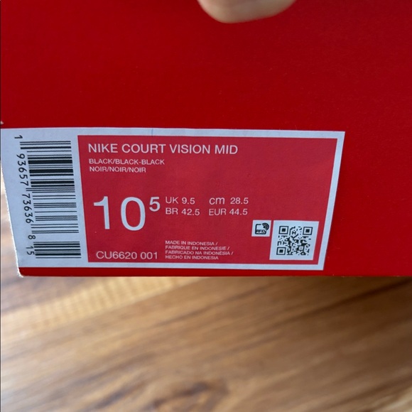 Nike Men's Court Vision mid high Black Sneakers - Picture 4 of 5